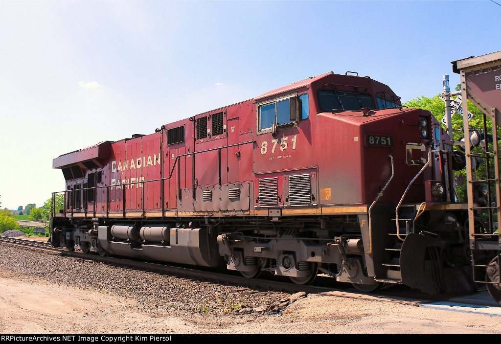 CP 8751